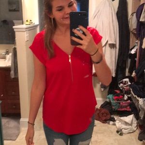 Express Medium red zip top